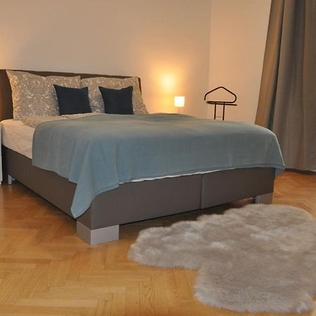 Wunderschone Altbauwohnung In Zentraler Lage Wien エクステリア 写真